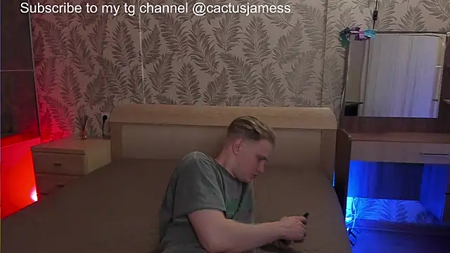 Snapshot of Cactus__James chatting on November 27, 7:38 pm Cactus James online show from November 27, 7:38 pm