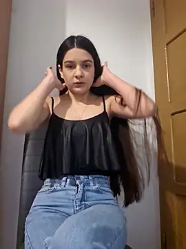 Snapshot of EvieSexy chatting on March 21, 7:22 am EvieSexy online show from March 21, 7:22 am