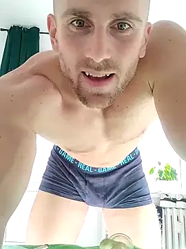 trainwithme online show from October 15, 8:25 am