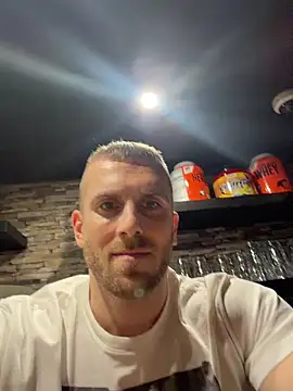 trainwithme online show from December 1, 8:30 am