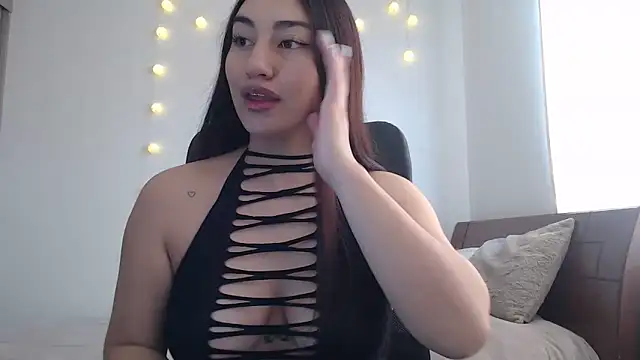 nalafoster online show from September 28, 2:00 pm