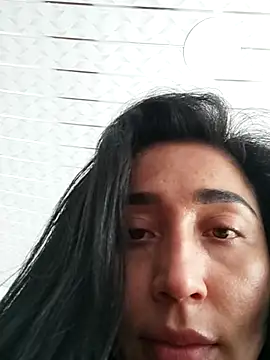 Snapshot of Elowyn chatting on September 28, 8:36 pm Elowyn online show from September 28, 8:36 pm