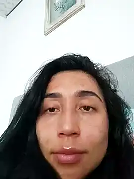 Snapshot of Elowyn chatting on October 5, 8:51 pm Elowyn online show from October 5, 8:51 pm