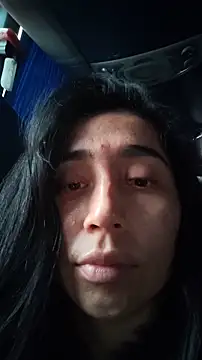 Snapshot of Elowyn chatting on October 27, 5:06 pm Elowyn online show from October 27, 5:06 pm