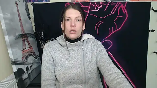 VanessaRey  online show from March 18, 7:41 am