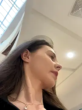 MilaBee online show from October 6, 8:56 am