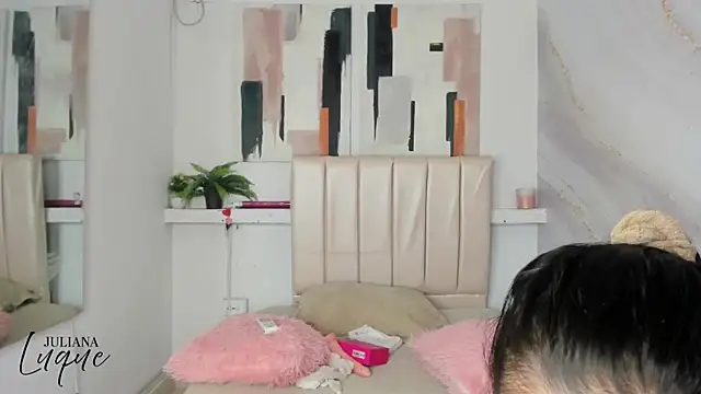 juliana luque online show from November 30, 12:09 pm