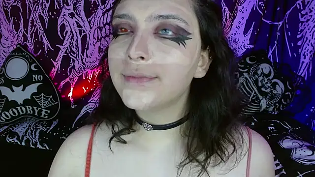 mikaskullcs online show from September 19, 1:40 am