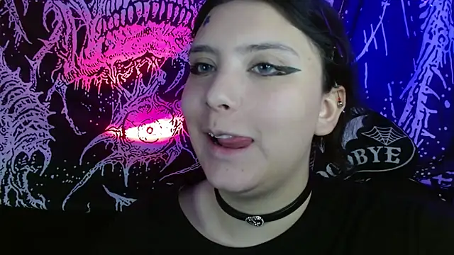 mikaskullcs online show from September 24, 4:38 am