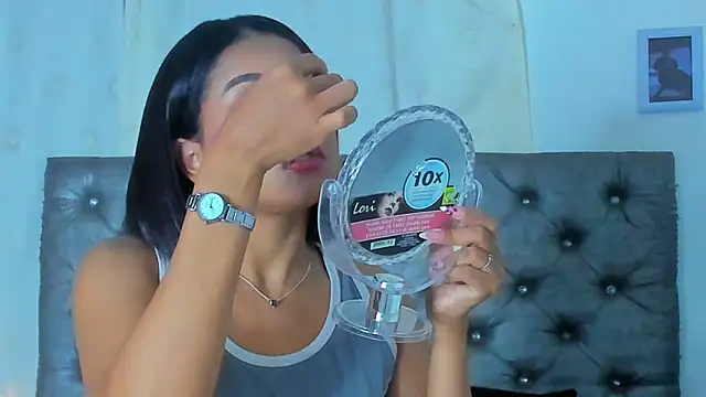 Snapshot of NikkiStarrr chatting on November 27, 10:28 am NikkiStarrr online show from November 27, 10:28 am