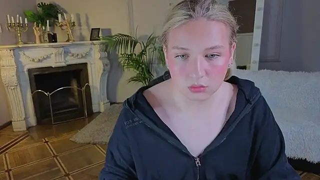 Snapshot of Jes_Solar chatting on September 13, 11:32 am Jes Solar online show from September 13, 11:32 am