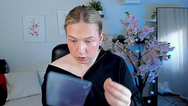 Snapshot of Jes_Solar chatting on September 27, 11:48 am Jes Solar online show from September 27, 11:48 am