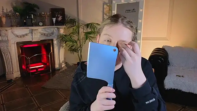 Snapshot of Jes_Solar chatting on November 23, 10:09 pm Jes Solar online show from November 23, 10:09 pm