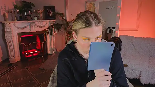 Snapshot of Jes_Solar chatting on November 30, 6:23 pm Jes Solar online show from November 30, 6:23 pm