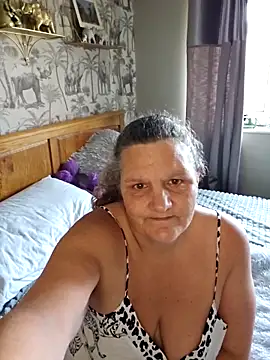 MissQueenBeex online show from November 3, 10:16 am