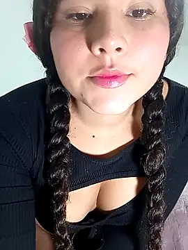 Snapshot of daika31 chatting on November 1, 3:41 am daika31 online show from November 1, 3:41 am