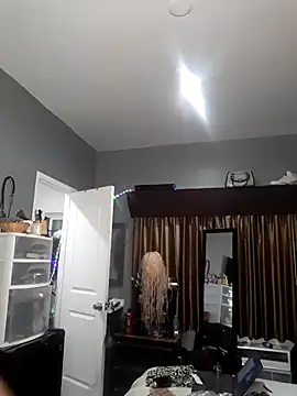 Snapshot of ItsBarbieBitcxxxx69 chatting on December 16, 4:06 am ItsBarbieBitcxxxx69 online show from December 16, 4:06 am