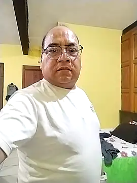 Snapshot of ERobnequizC25 chatting on March 20, 12:30 am ERobnequizC25 online show from March 20, 12:30 am