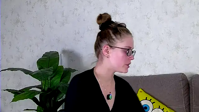 AshleyD  online show from October 19, 2:56 am