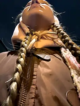 bambi lu online show from October 12, 4:50 pm