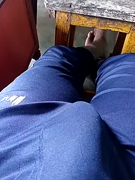 Snapshot of A-1PLAYBOY0 chatting on September 18, 4:25 am A-1PLAYBOY0 online show from September 18, 4:25 am