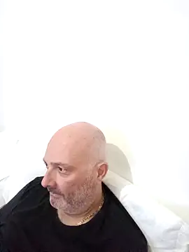 Alexis Bull online show from October 12, 12:37 pm