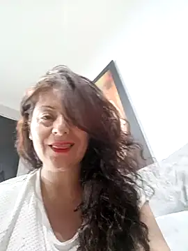 Snapshot of lunadicty chatting on March 11, 11:26 pm lunadicty online show from March 11, 11:26 pm