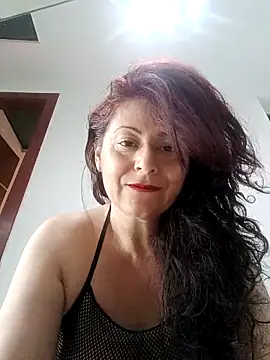 Snapshot of lunadicty chatting on October 1, 12:05 am lunadicty online show from October 1, 12:05 am