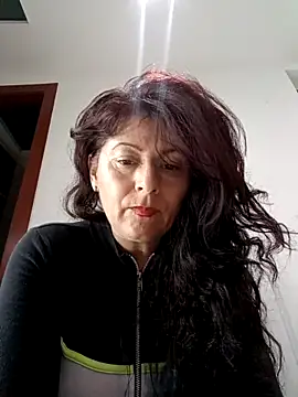 Snapshot of lunadicty chatting on December 18, 12:06 am lunadicty online show from December 18, 12:06 am