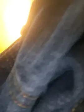 moasslicker online show from November 10, 11:20 am