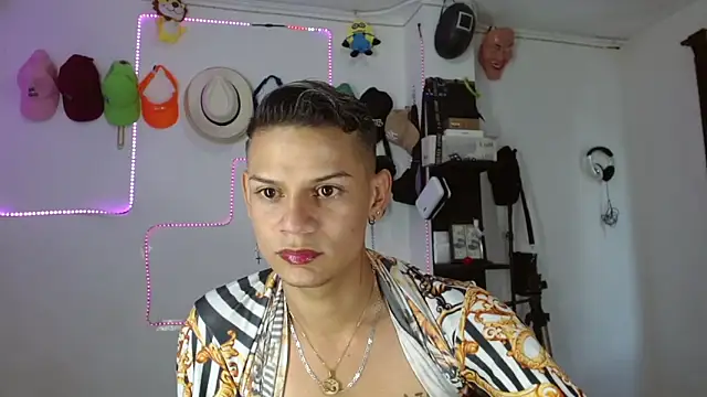 axce1 boy24 online show from September 10, 6:41 pm