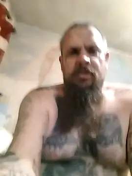 Snapshot of Tattyrob87 chatting on October 6, 10:07 pm Tattyrob87 online show from October 6, 10:07 pm