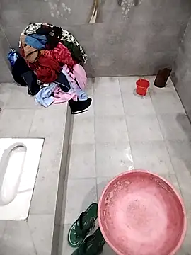 Snapshot of Hey-mahi chatting on December 17, 4:51 am Hey-mahi online show from December 17, 4:51 am