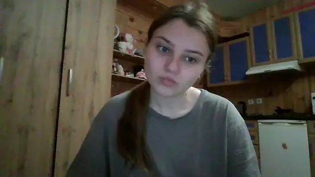 Little shygirl online show from October 9, 3:59 am