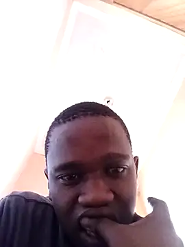 Snapshot of Thenaughtyboy360 chatting on November 6, 12:39 pm Thenaughtyboy360 online show from November 6, 12:39 pm