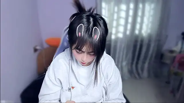 yuki3366 online show from November 25, 7:30 am