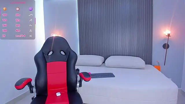 ciara blake online show from October 17, 7:49 pm