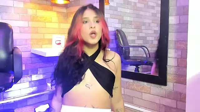 Snapshot of DixyPalmer chatting on September 8, 7:24 pm DixyPalmer online show from September 8, 7:24 pm