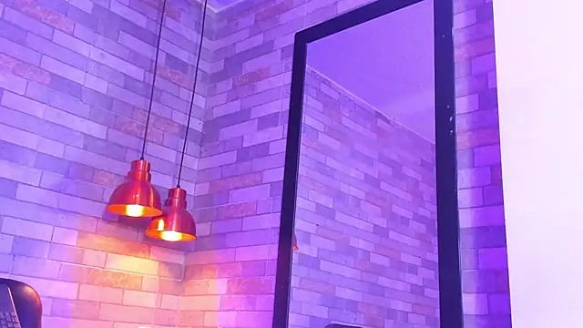 Snapshot of DixyPalmer chatting on September 11, 7:47 pm DixyPalmer online show from September 11, 7:47 pm