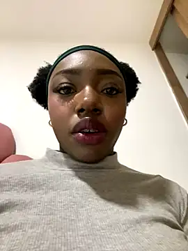 alissradiante1 online show from October 29, 1:41 am