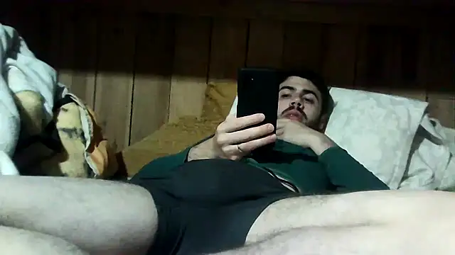 Snapshot of Angelsordemons6 chatting on December 13, 11:32 pm Angelsordemons6 online show from December 13, 11:32 pm