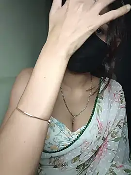 Snapshot of Isha_Sax chatting on November 7, 6:35 am Isha Sax online show from November 7, 6:35 am