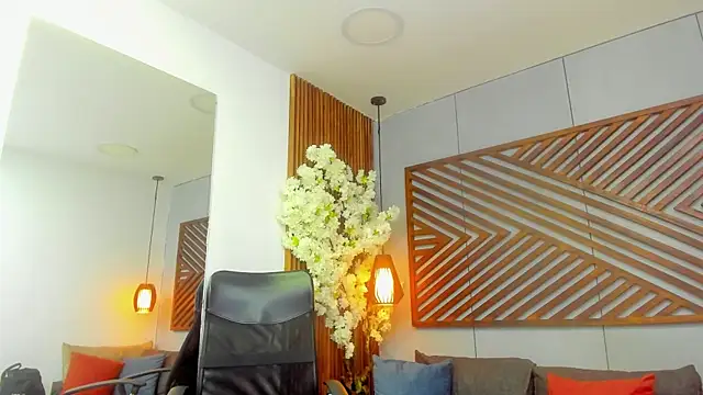 Snapshot of MarcusBlack_ chatting on October 2, 11:28 am MarcusBlack online show from October 2, 11:28 am