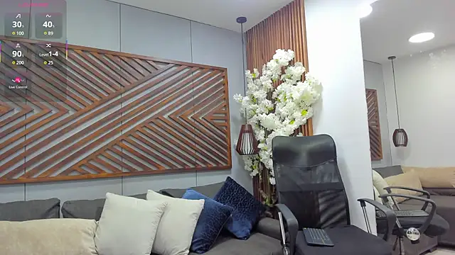 Snapshot of MarcusBlack_ chatting on November 1, 11:34 am MarcusBlack online show from November 1, 11:34 am