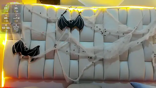 Amandacooper2 online show from October 30, 3:41 am