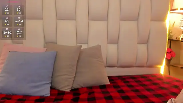 Amandacooper2 online show from November 3, 4:25 am