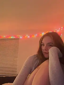 superlonelygirl04 online show from December 17, 3:12 am