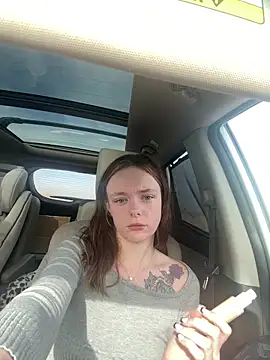 superlonelygirl04 online show from December 19, 7:21 pm