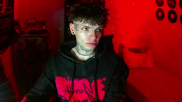 Snapshot of prince_x_dark chatting on September 10, 3:28 am prince x dark online show from September 10, 3:28 am