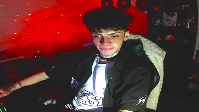 Snapshot of prince_x_dark chatting on September 19, 3:52 am prince x dark online show from September 19, 3:52 am